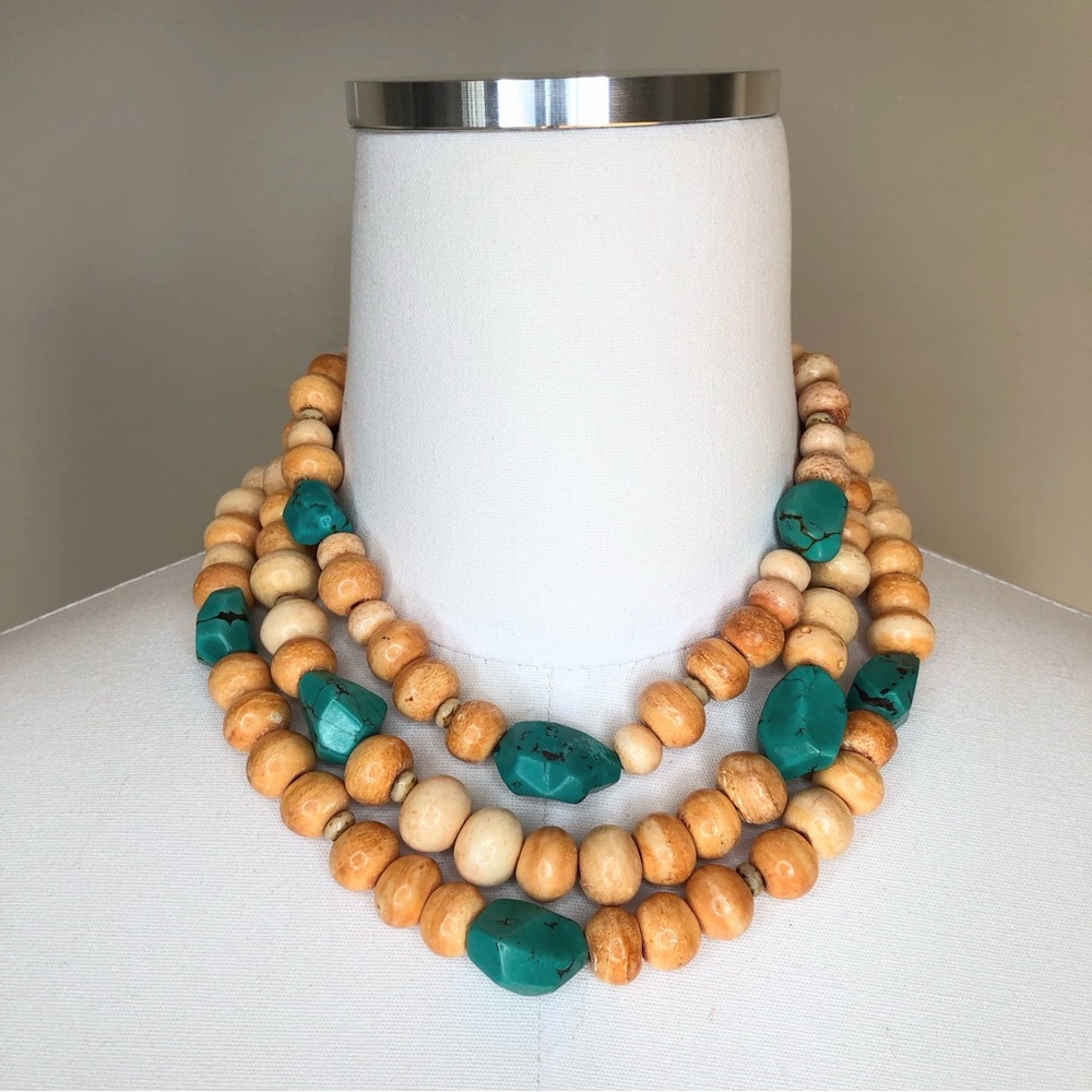 Gorgeous 3 strand turquoise nugget and natural stone beaded statement necklace. - Picture 4 of 7